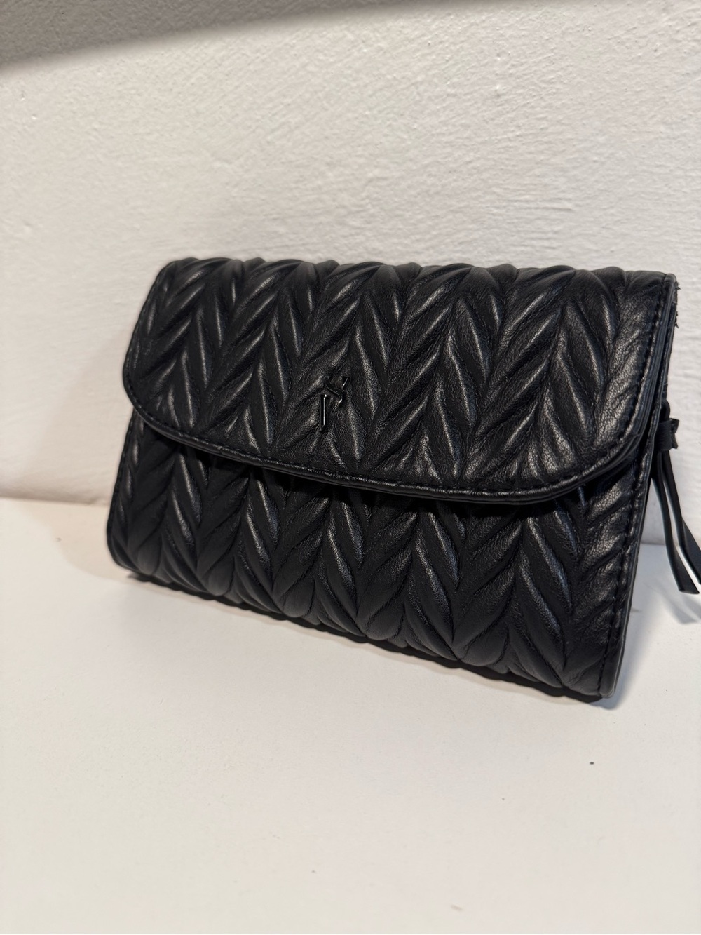 Simply Vera Vera Wang Black Quilted Clutch